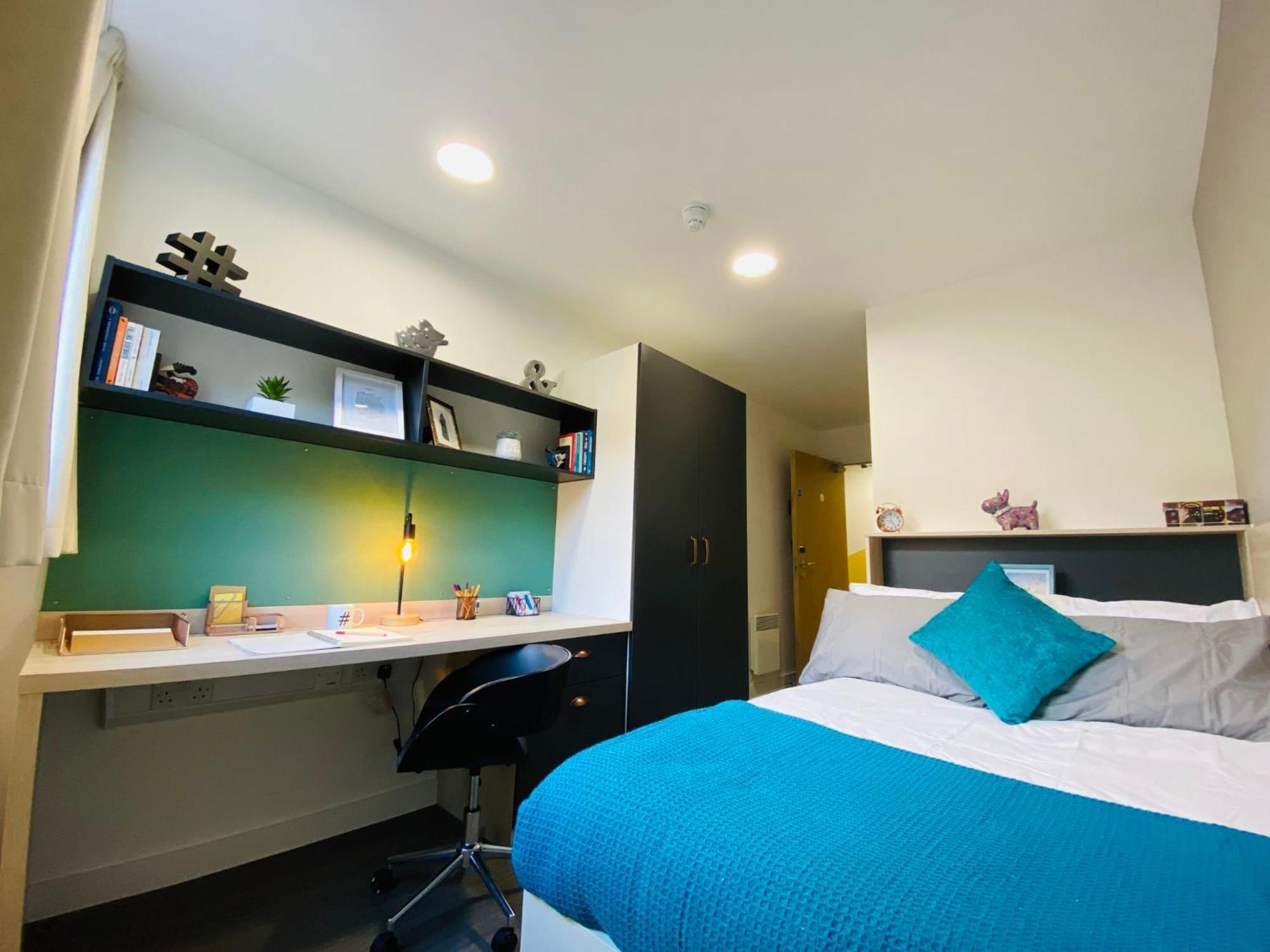 Mannequin House Apartment London